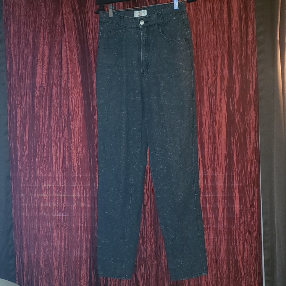 *5 items under $10 for $20* Calvin Klein mom jeans